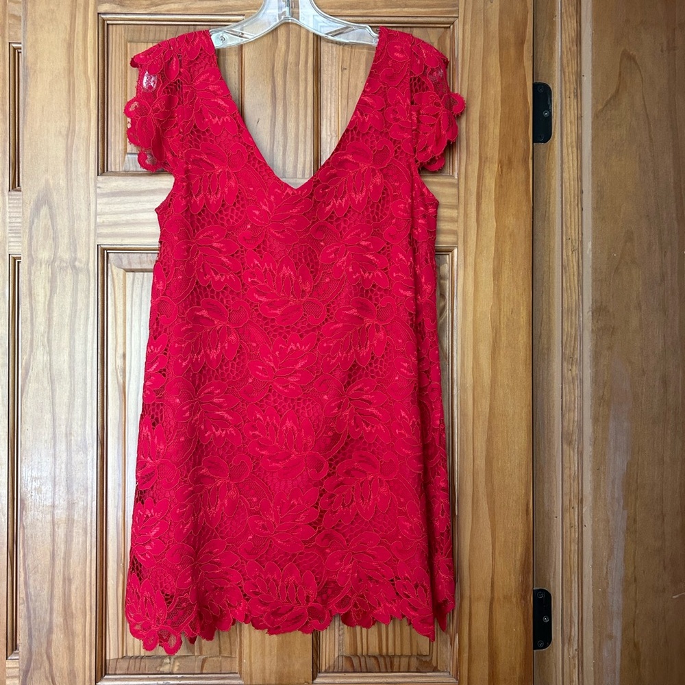 BB DAKOTA Red Lace Shift Mini Dress. Fits like a small. Excellent Condition